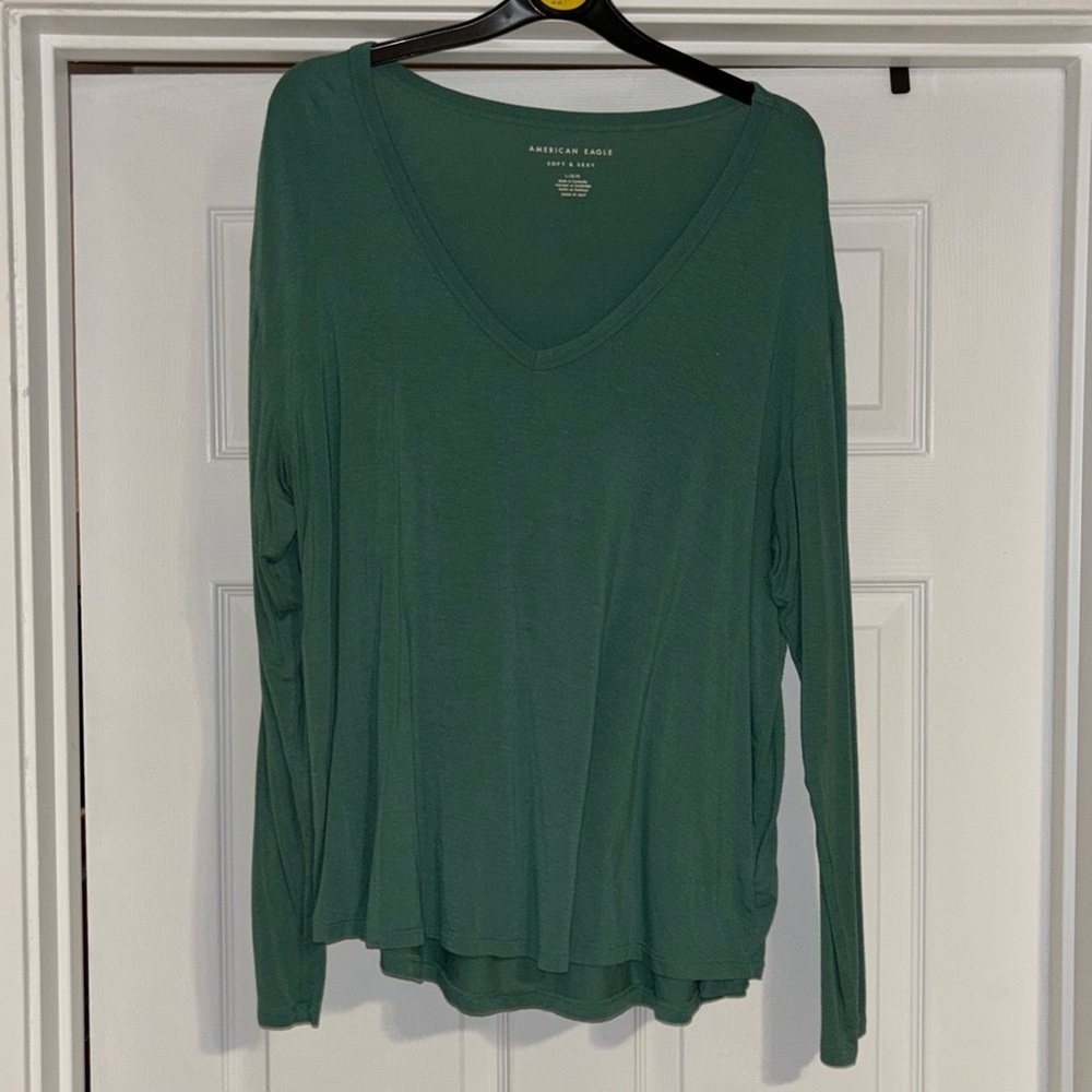 American Eagle tee